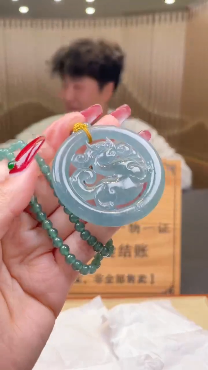 【闪购商品】翡翠颈饰未镶嵌      *61