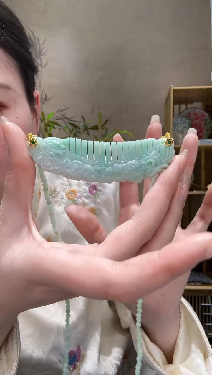 【闪购商品】翡翠颈饰未镶嵌吊坠