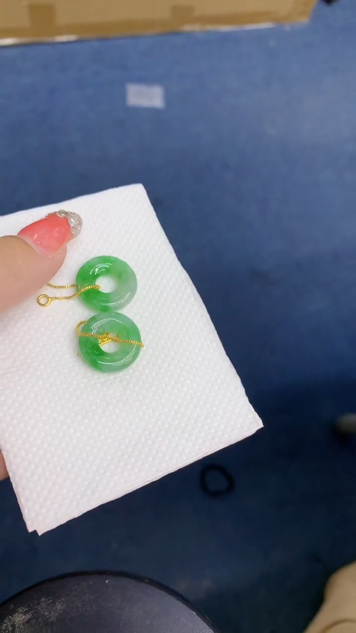 颈饰未镶嵌翡翠1