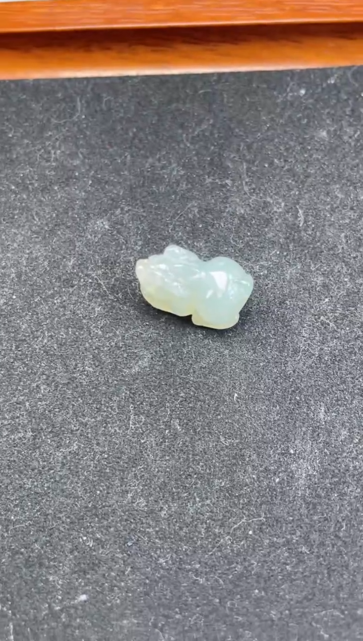 【闪购商品】翡翠颈饰未镶嵌貔貅