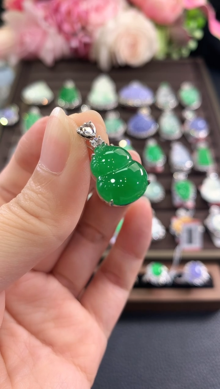 吊坠(不含链)18K金镶嵌翡翠d64