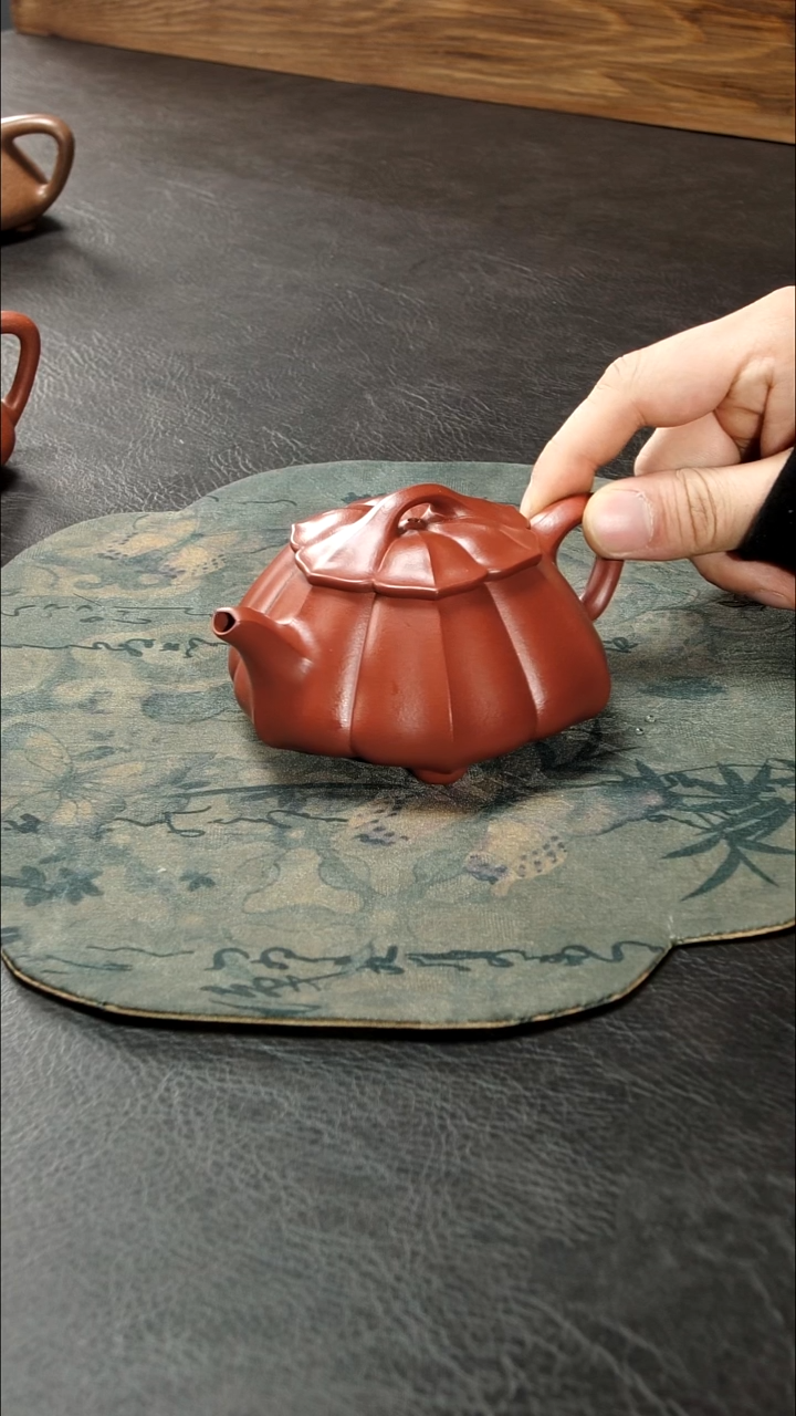 茶壶紫砂朱泥筋纹锦瓢