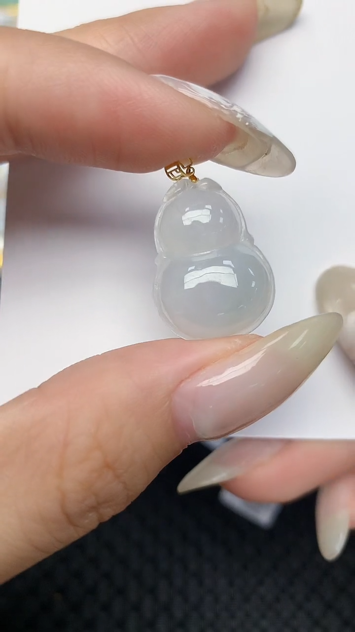 翡翠18K金镶嵌颈饰天然翡翠a货