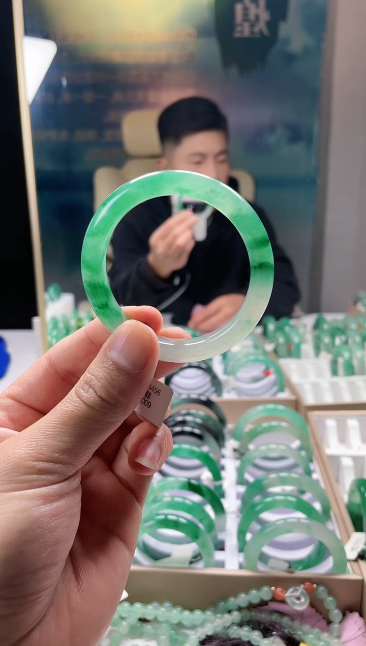 石英质玉手镯未镶嵌非洲翠手镯多样性发货