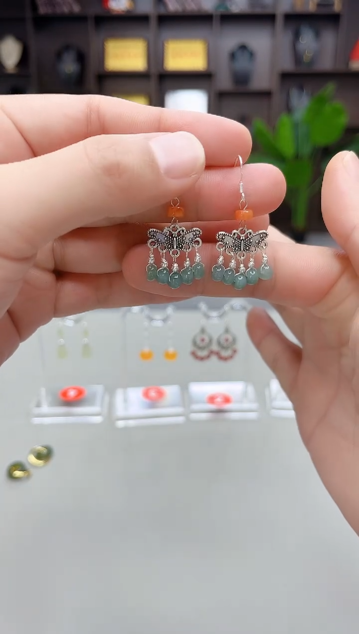 未镶嵌翡翠耳饰7070.00