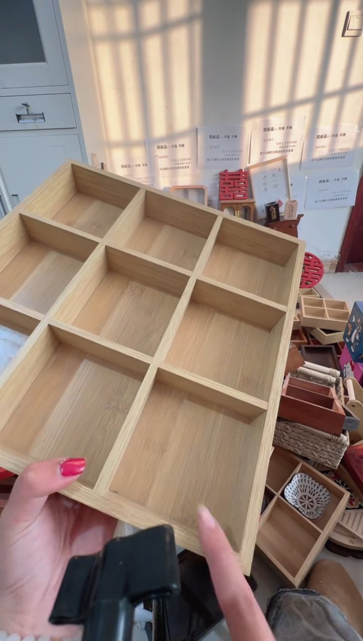 原木色九宫格微瑕拍下不退不换无售后