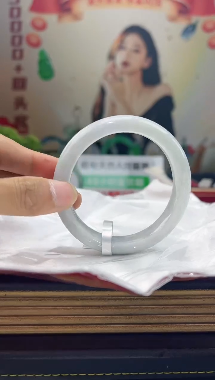 【闪购商品】翡翠手镯未镶嵌手镯17