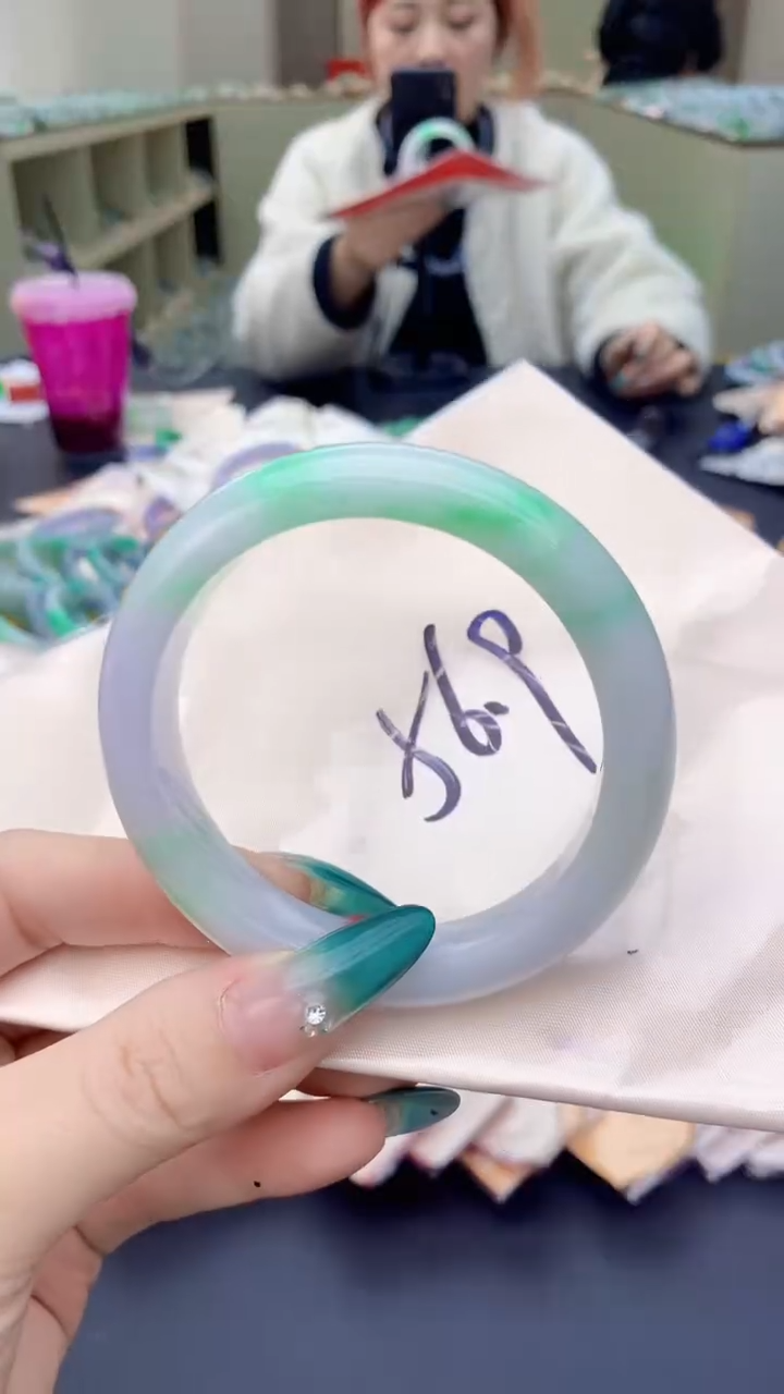 【闪购商品】翡翠手镯未镶嵌0028485185