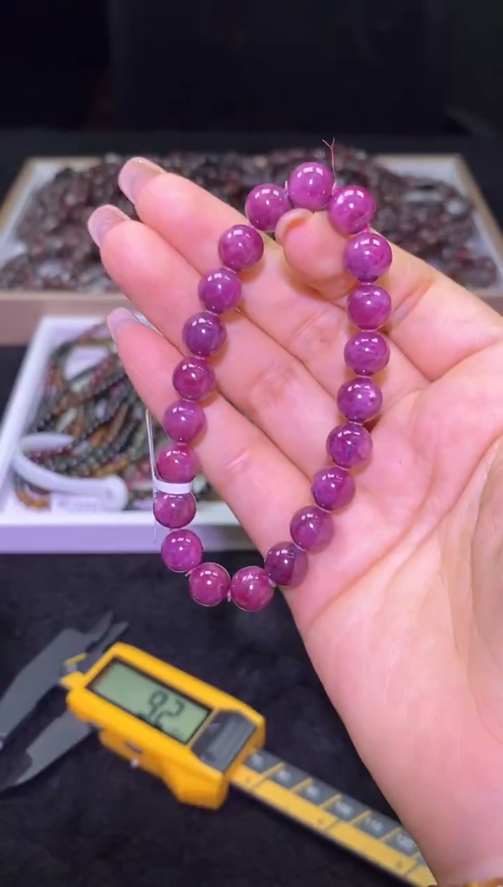 未镶嵌手链红宝石红宝石-A09-多样性发其一