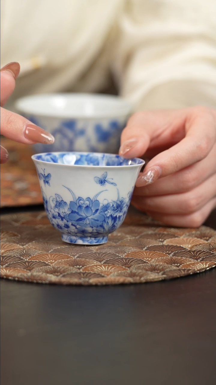 【闪购商品】杯尚镇雅器青花蝴蝶