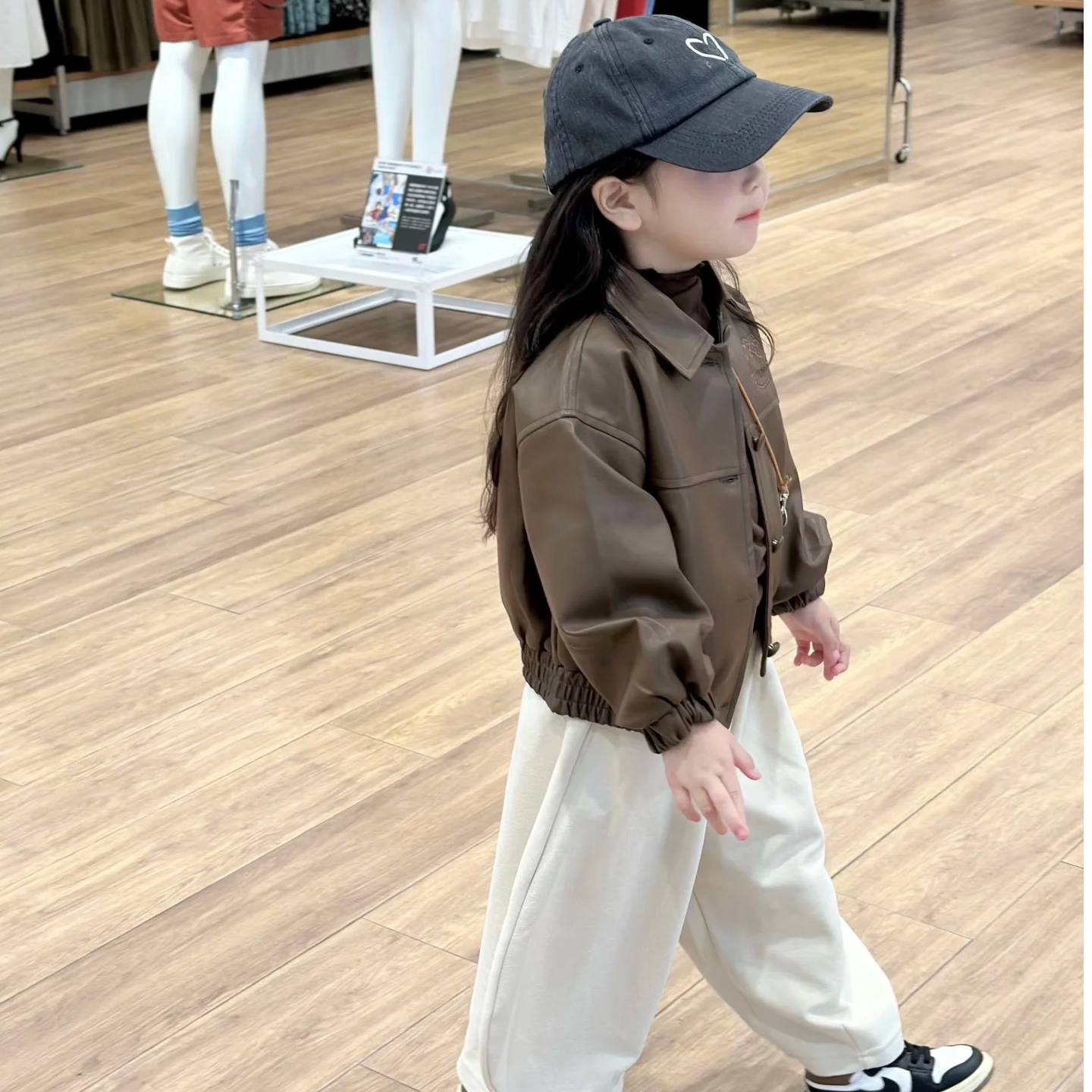 2.6现【儿童精品鞋清仓302】新601-800