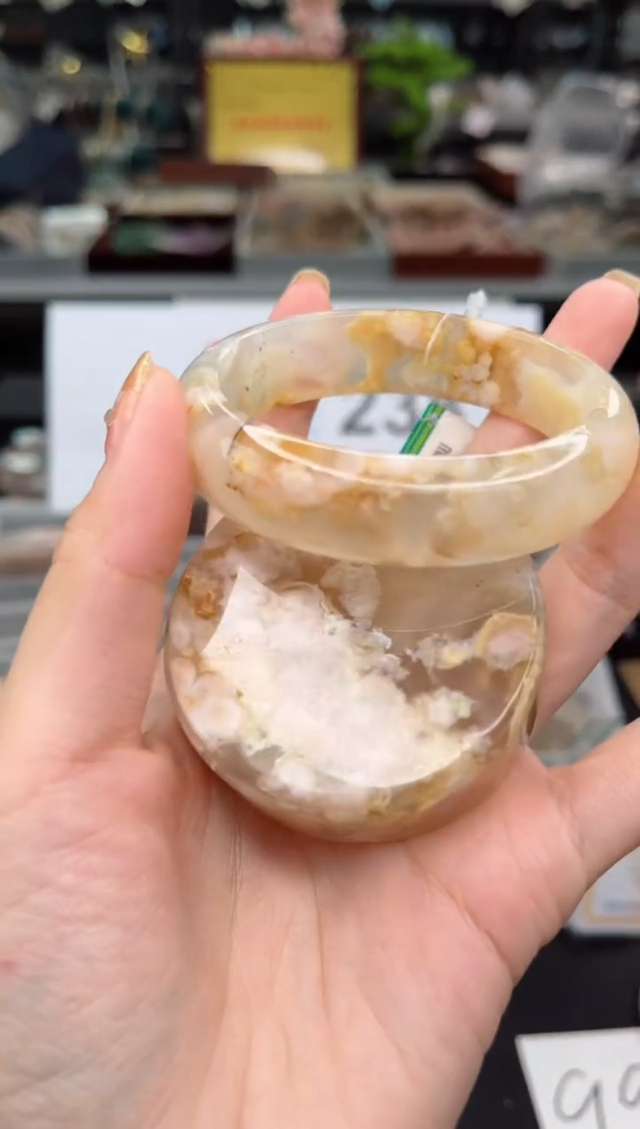 【闪购商品】石英质玉手镯未镶嵌56圈口（赠品镯心）3687164