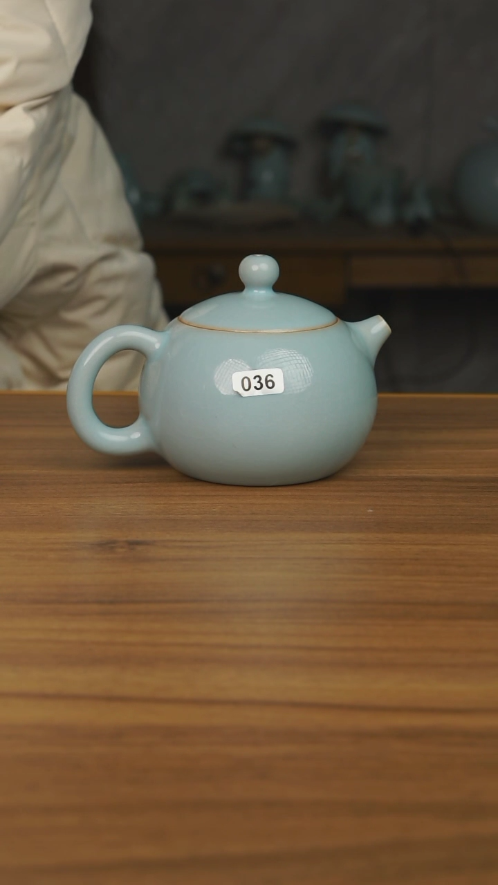 【闪购商品】杯036号天青釉西施壶开片微瑕