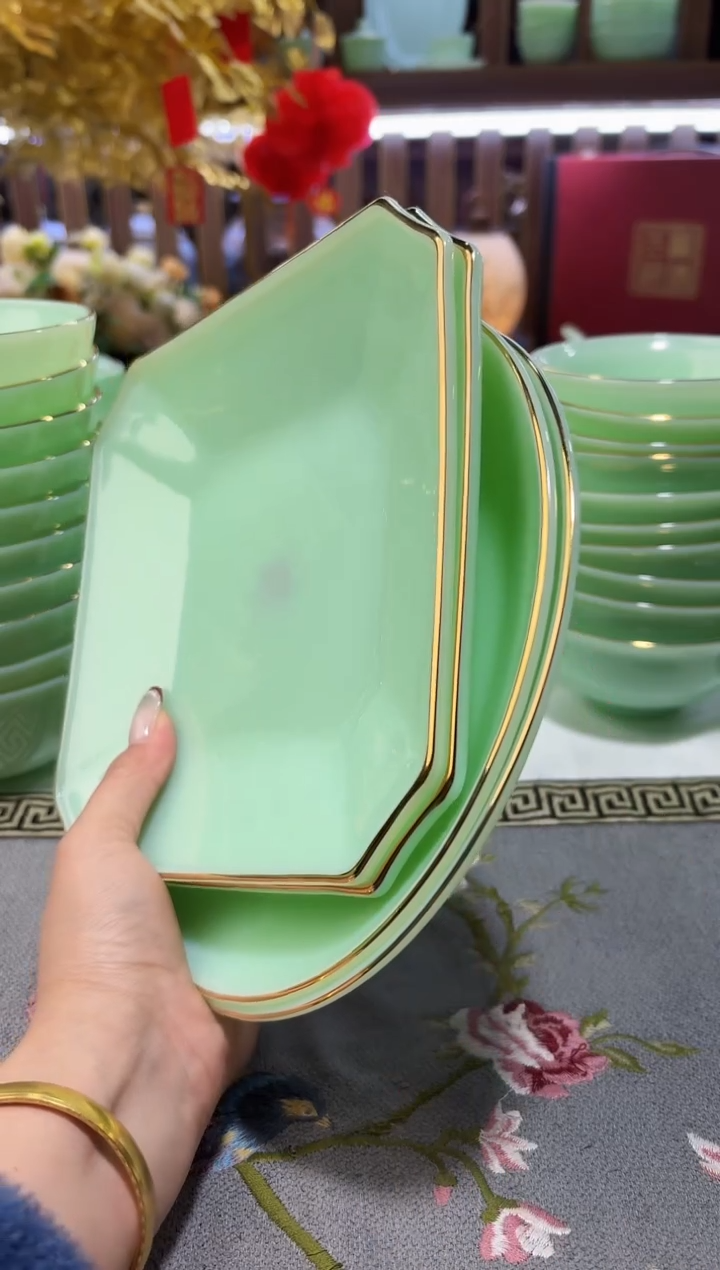 玉瓷8英寸圆盘2只7.5英寸方盘2只