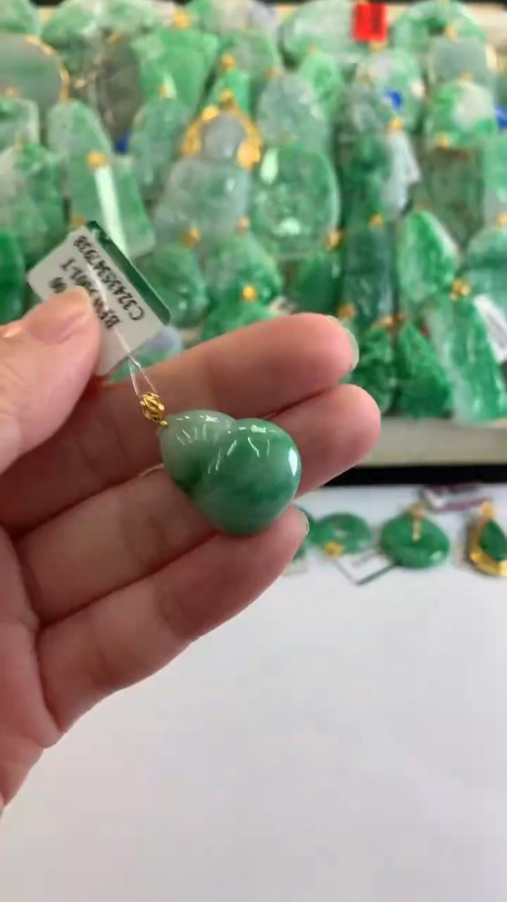 【闪购商品】翡翠吊坠(不含链)18K金镶嵌挂件