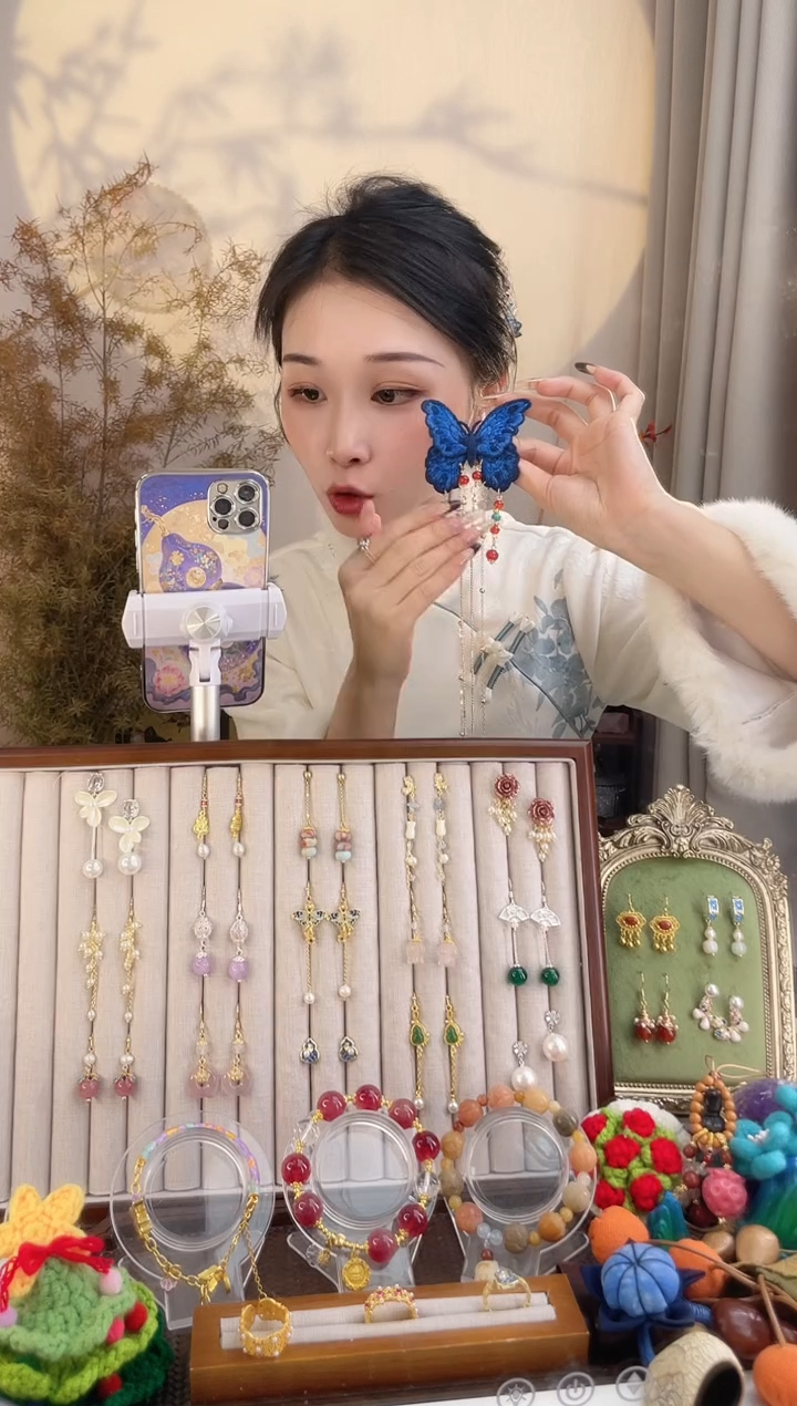 铜合金无蓝色蝴蝶边夹