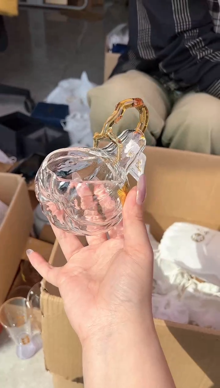 禾墨金瓜公道杯浅黄色   