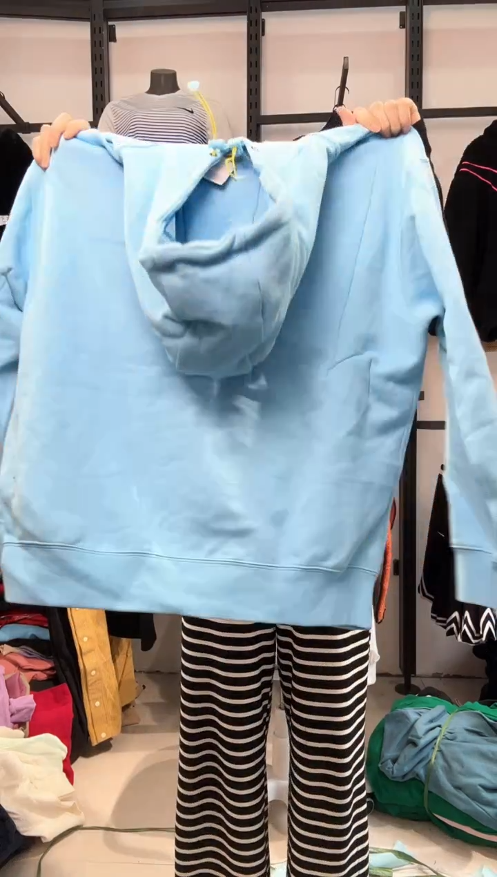 2622 编码  瑕疵直播间过款为准 尺码