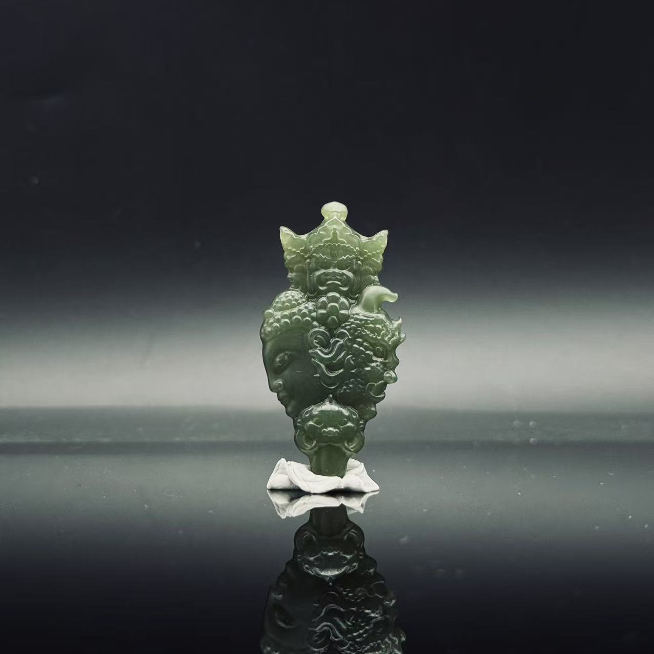 和田玉一念之间吊坠0956