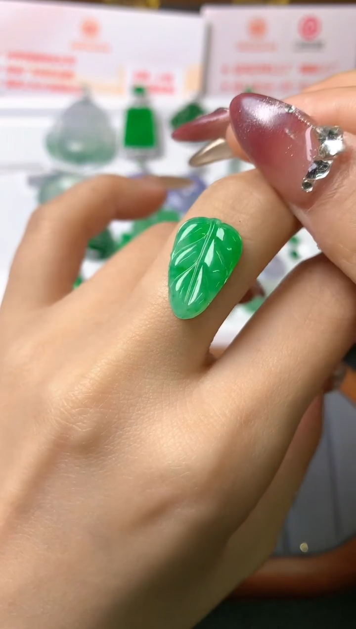 【闪购商品】定制翡翠未镶嵌裸石（镶嵌定制）