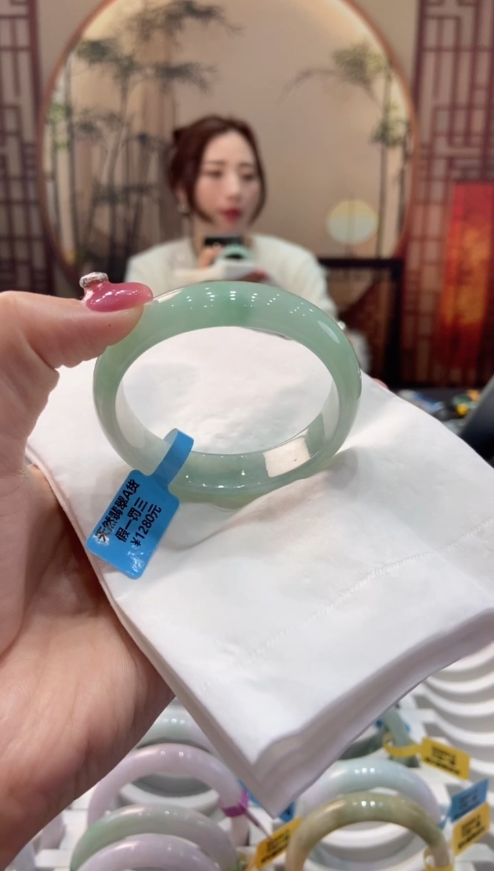 【闪购商品】翡翠手镯未镶嵌00009636