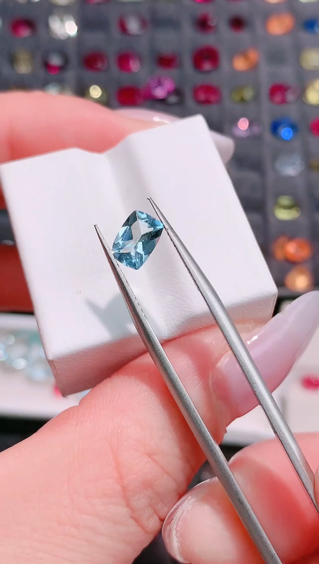 裸石海蓝宝石欧切天然0.71ct