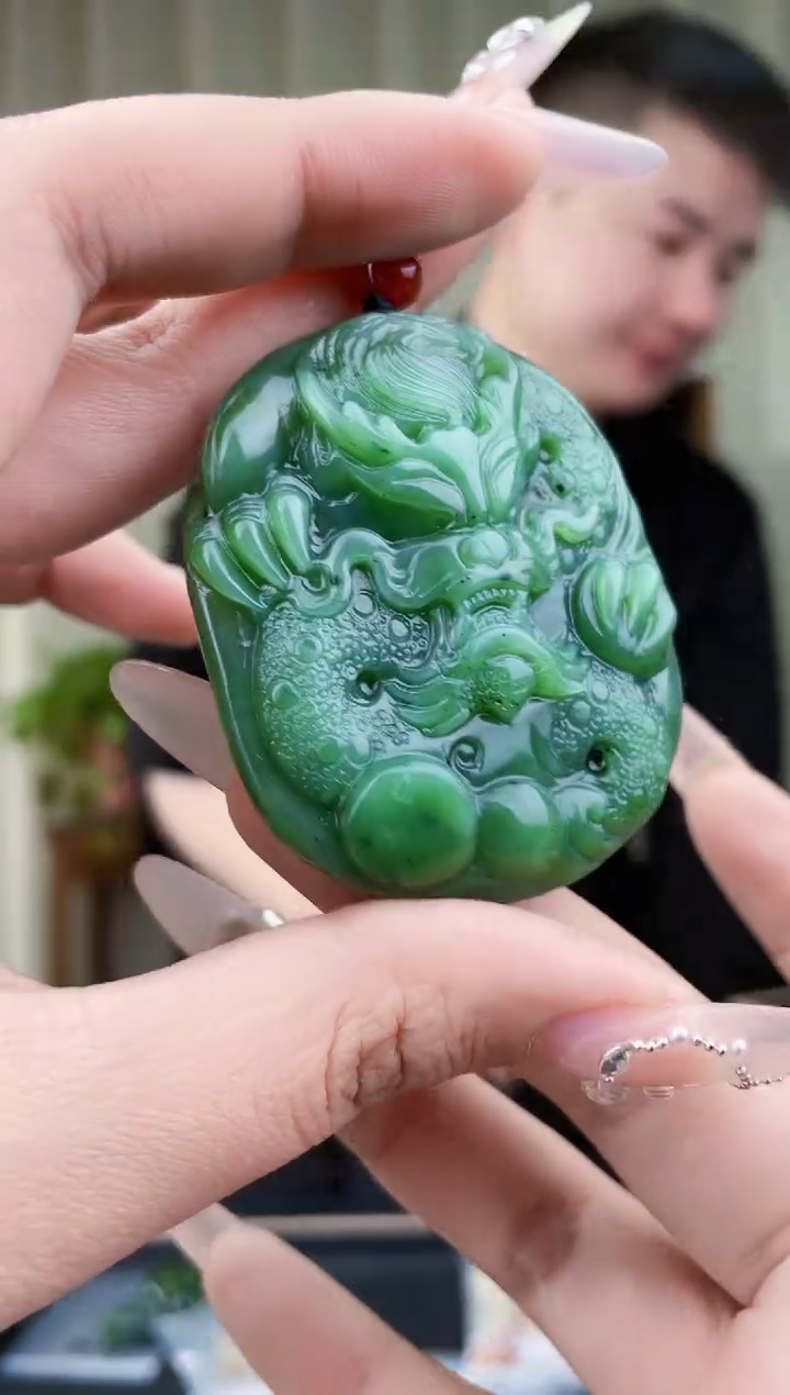 【闪购商品】和田玉挂件未镶嵌拍一发一，多样性发货！