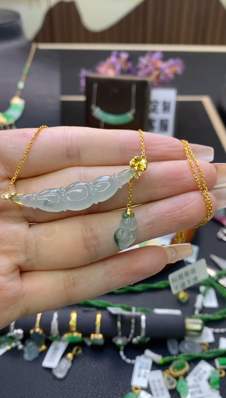 【闪购商品】翡翠颈饰18K金镶嵌净货15985