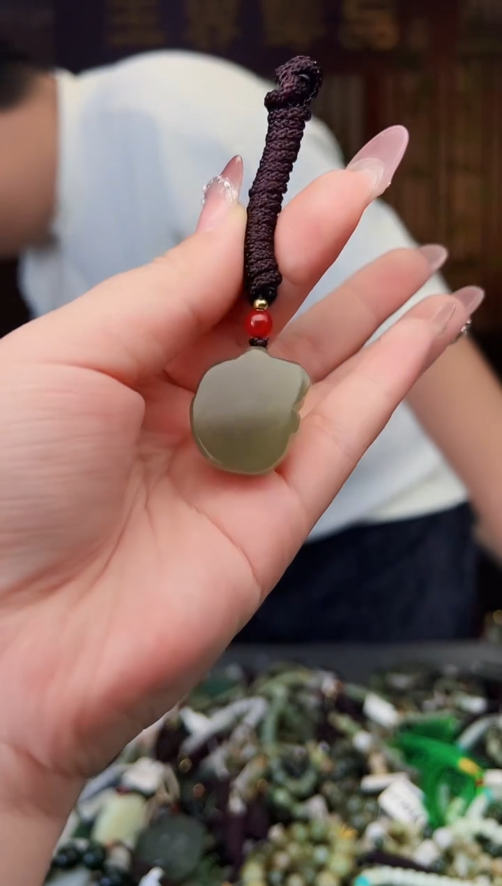 【闪购商品】和田玉颈饰未镶嵌多样性发一