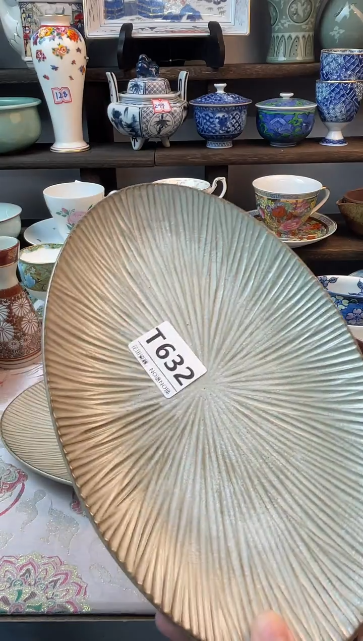 瓷片虹*喵T632不退不换.感谢理解