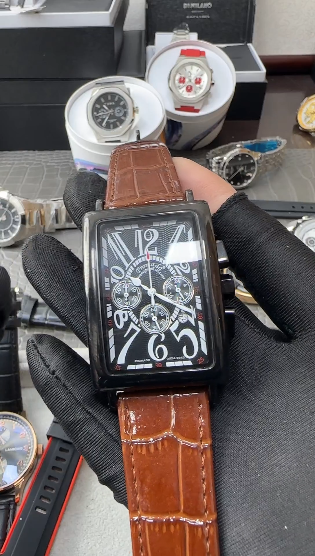 石英机芯锻造碳钢男士腕表