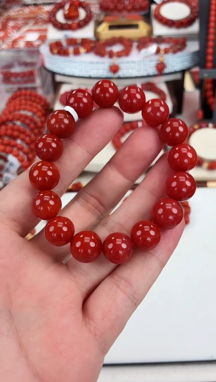 南红玛瑙保山手串12+未镶嵌一个/条