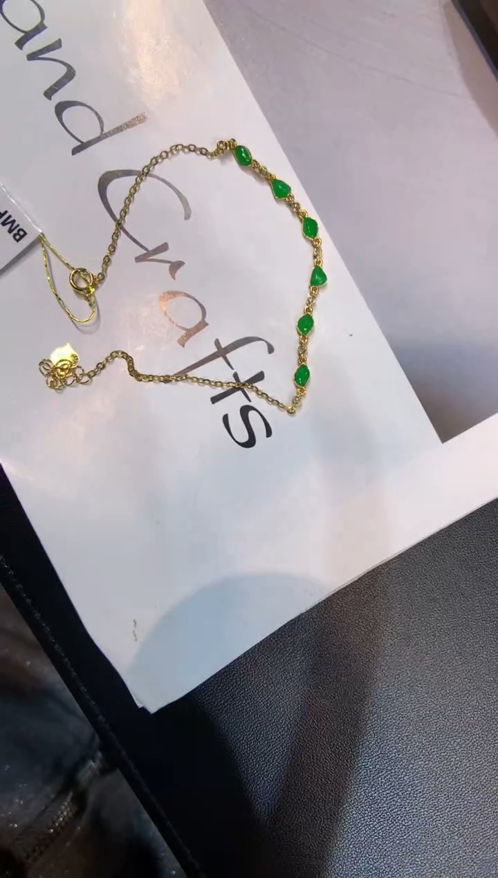 18K金镶嵌手链翡翠手链