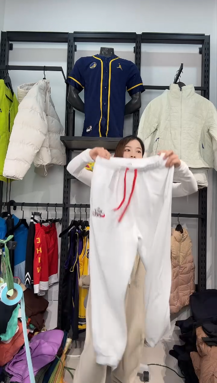 3085闪购编码  运动卫衣裤以直播间过款为准 尺码  m