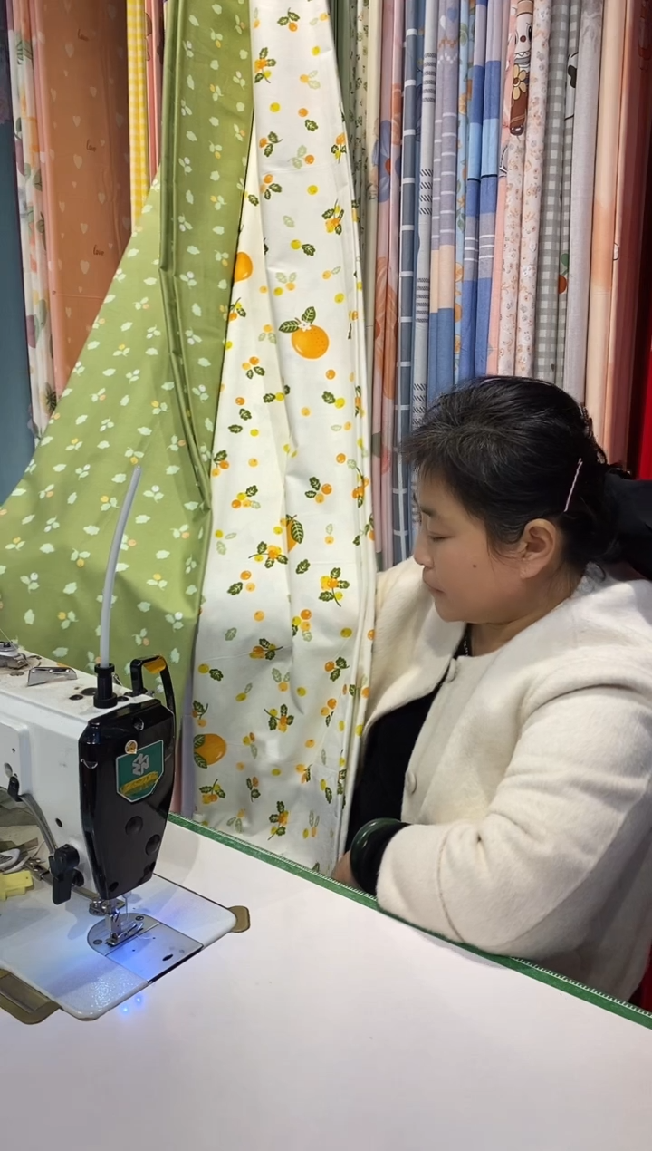 沙糖桔1.8床四件套加60X200褥子套