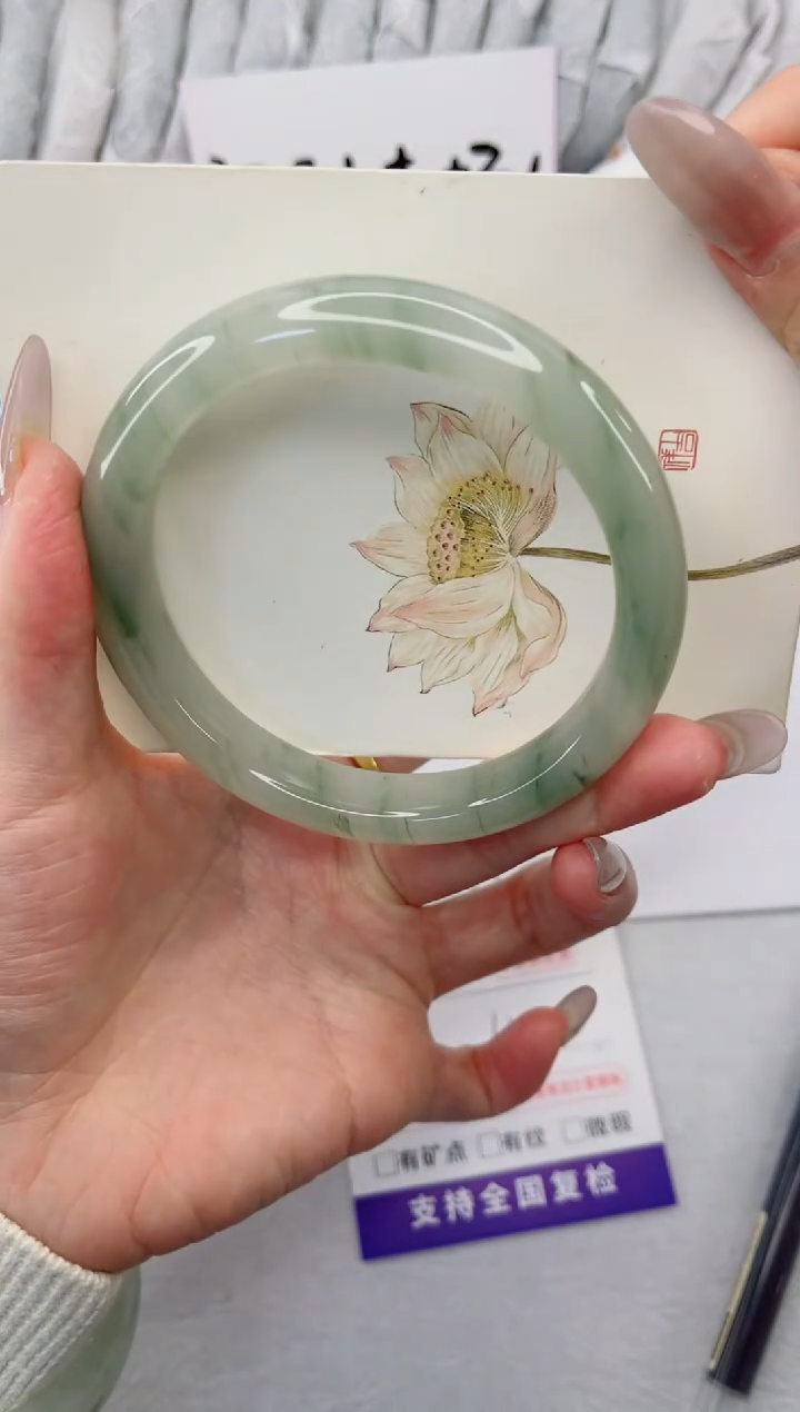 【闪购商品】石英质玉手镯合金72-64.4