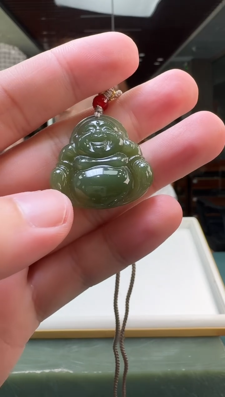 和田玉未镶嵌颈饰约30mm佛公/配绳