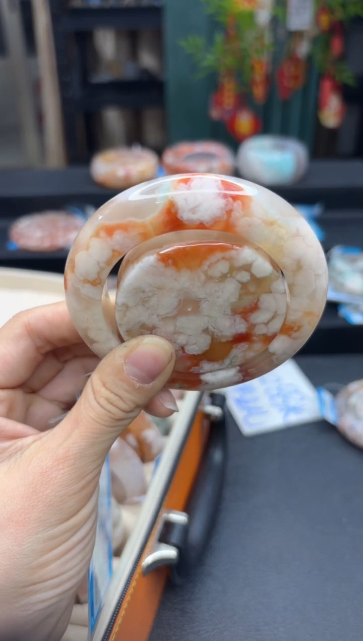 【闪购商品】石英质玉手镯未镶嵌2273（56圈赠送镯心）