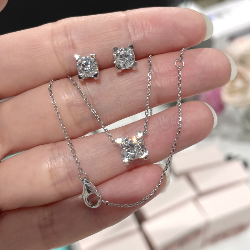 坠链均925银合成锆石 高定简约牛头项链