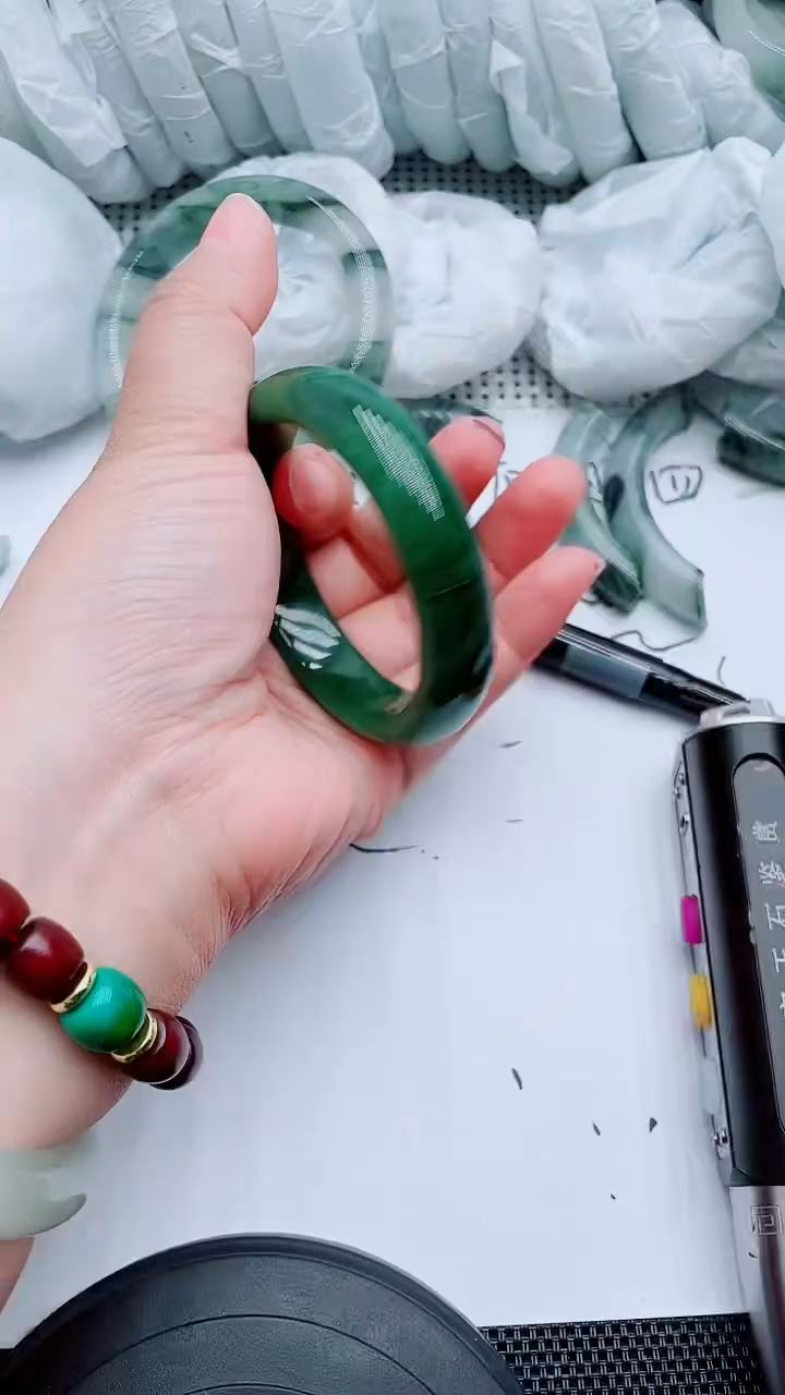 【闪购商品】和田玉（碧玉）手镯未镶嵌E88-55-56