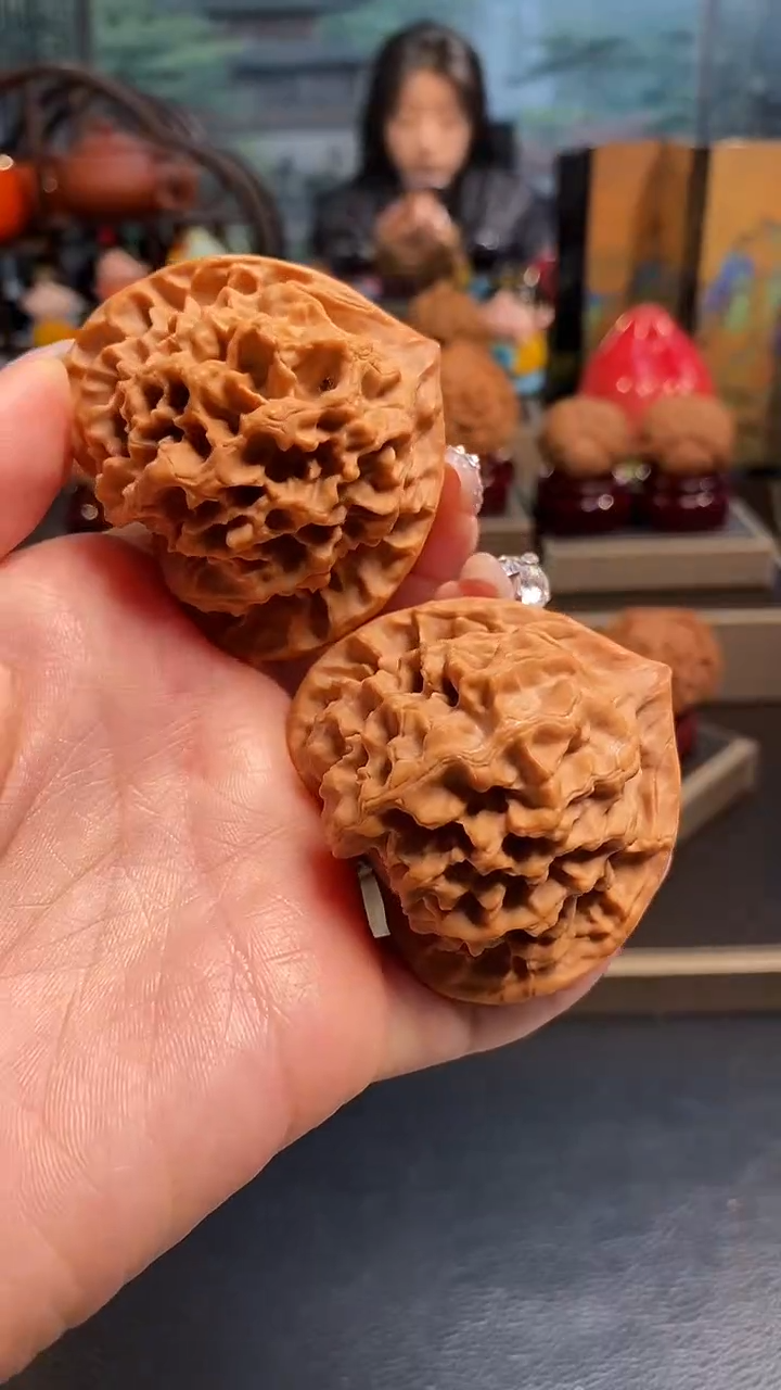 【闪购商品】文玩核桃吊坠K149帝王52