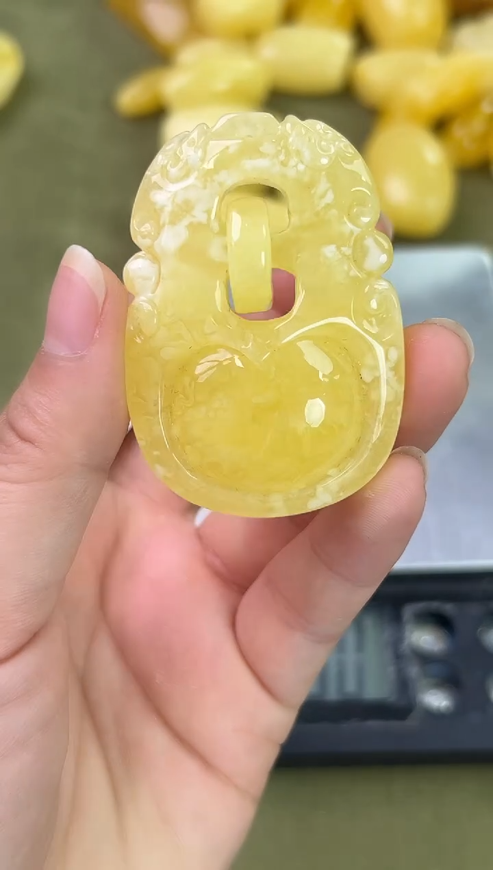 裸石琥珀未镶嵌琥珀蜜蜡吊坠