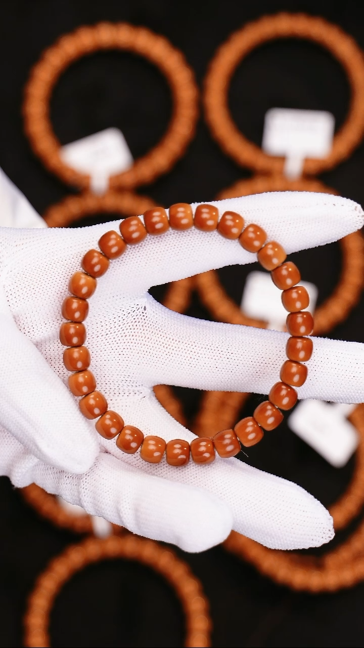 吊坠橄榄核0.76核尖单圈福利款返油