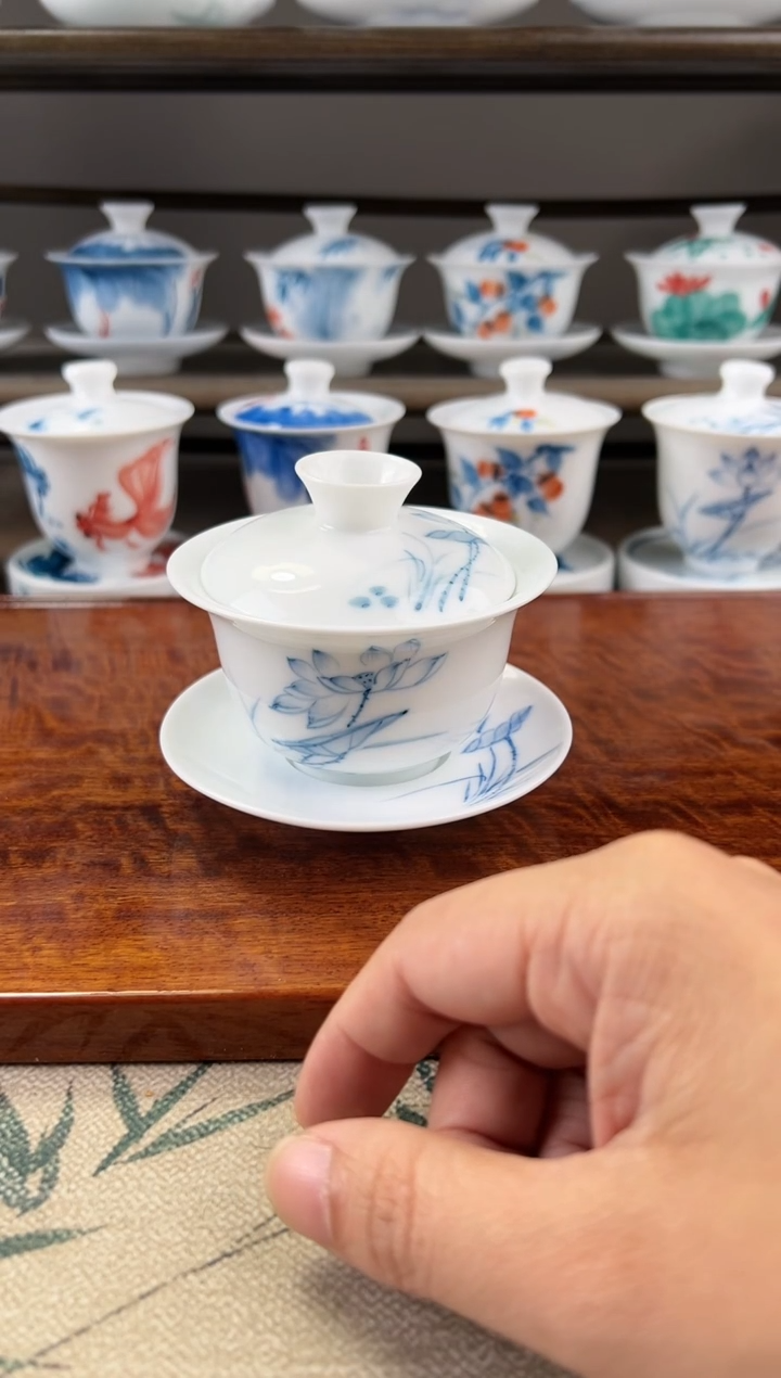 微瑕素莲130ml三才盖碗