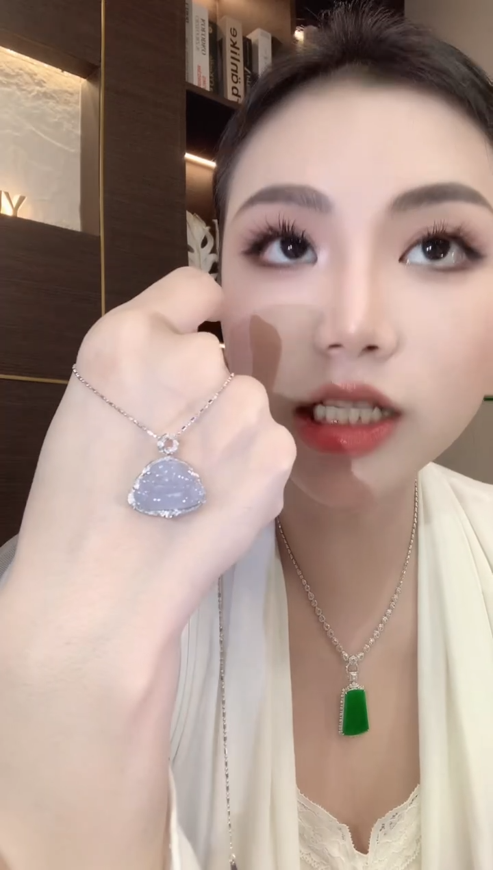 吊坠(不含链)18K金镶嵌翡翠A36