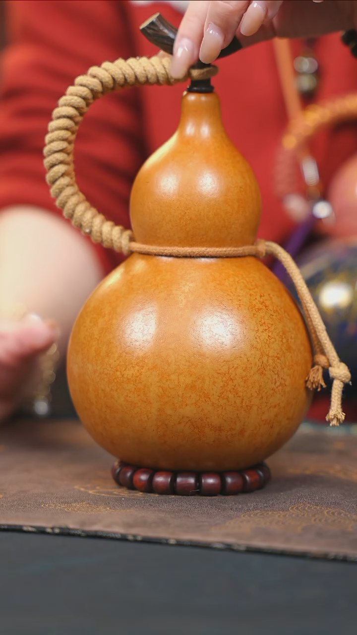 【闪购商品】RR128大漆酒葫芦不包手串及旋转底座