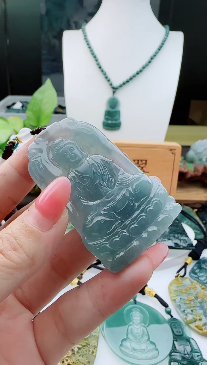 【闪购商品】翡翠颈饰未镶嵌11111111