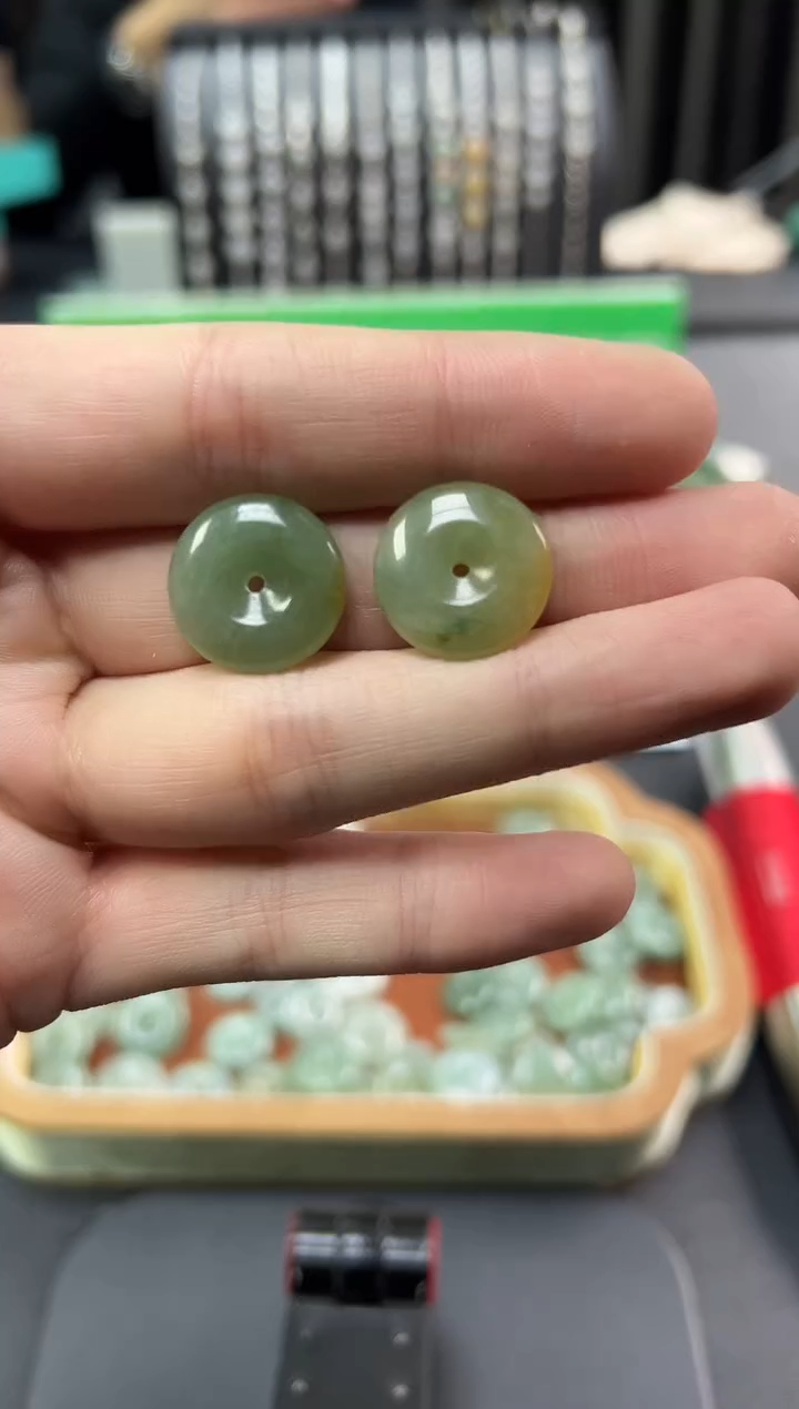 颈饰未镶嵌翡翠挂件H0015（多件发其一）