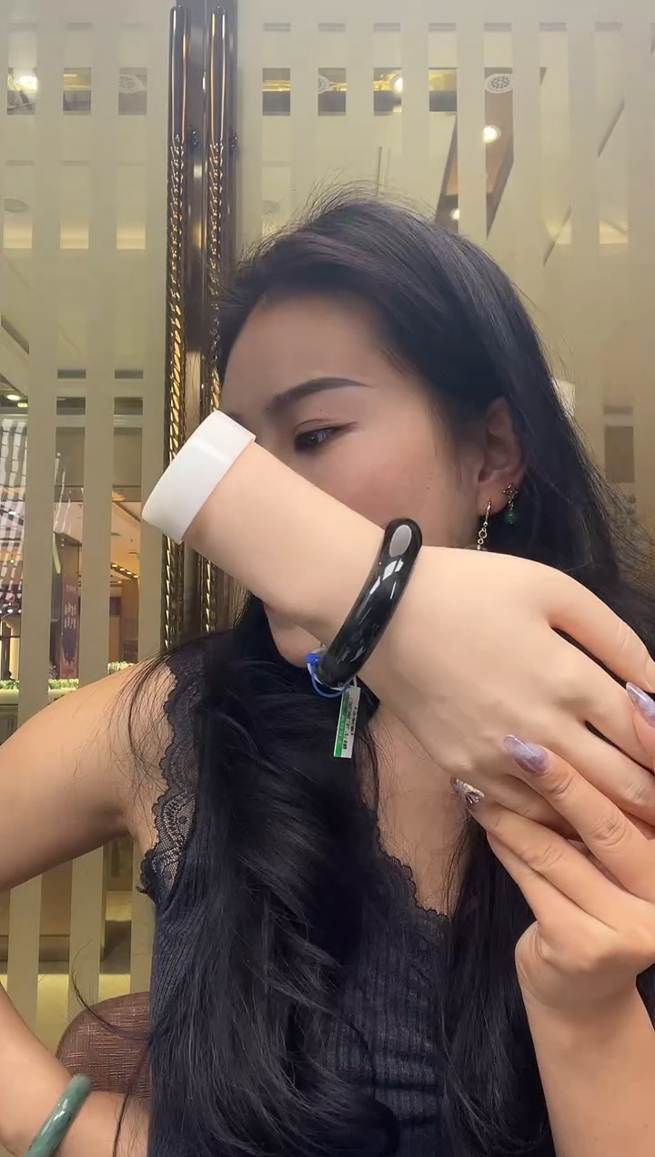 未镶嵌手镯石英质玉38