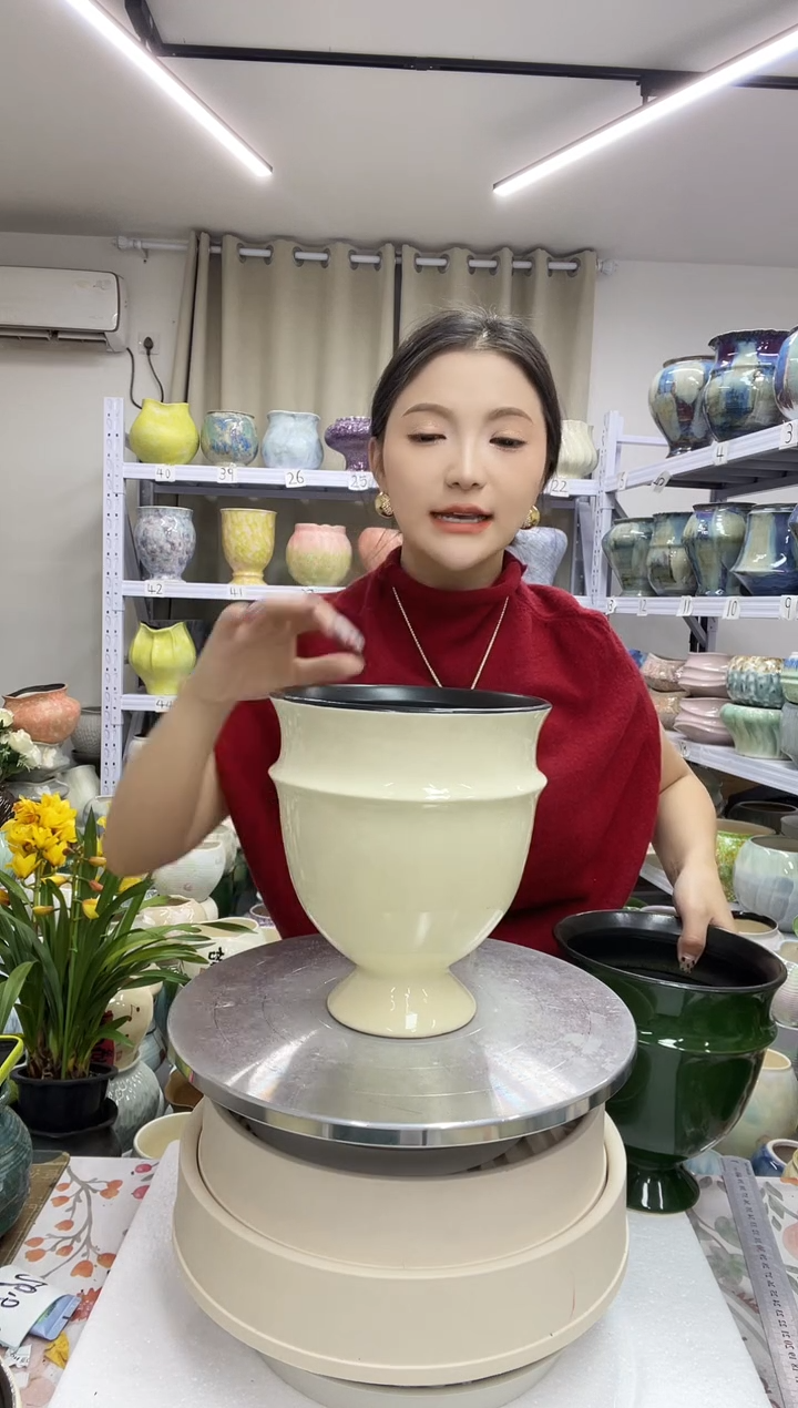 12.11【花盆链接】  高 ：20 口:15